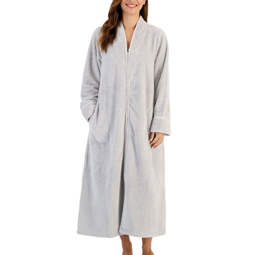 GRAY PLUSH ZIG ZAG ZIPPER ROBE